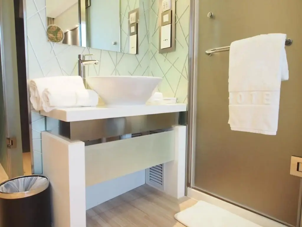 Коулун: M1 Yau Ma Tei Hotel