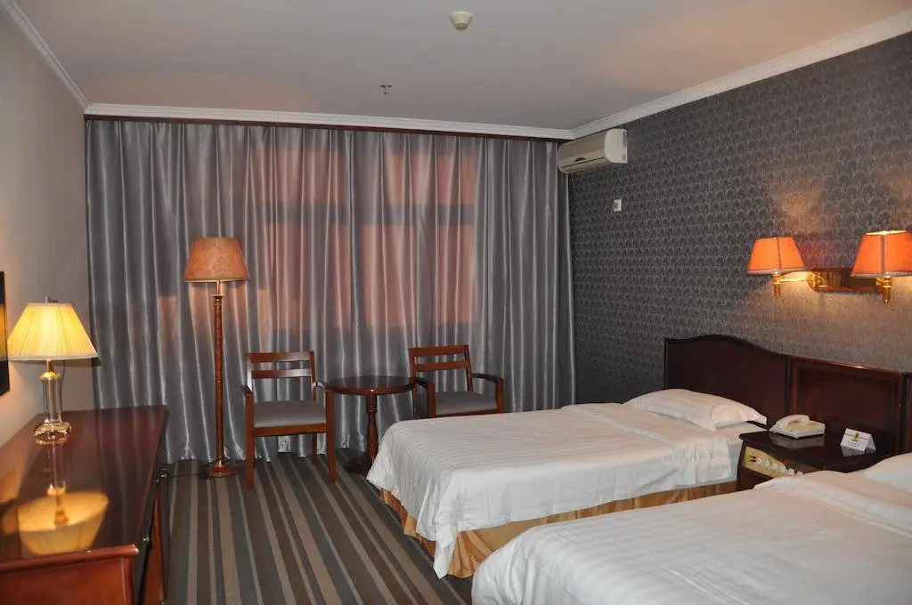 Пекин: Super 8 Hotel Beijing Capital International Airport Houshayu Subway Station