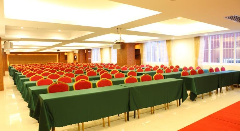 Гуйлинь: Hongfeng Jingcheng International Hotel