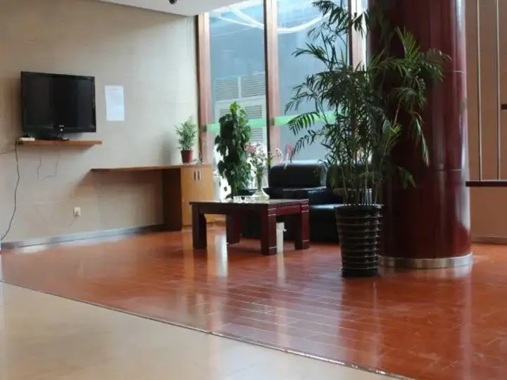 Шанхай: Yiting Si ji Hotel