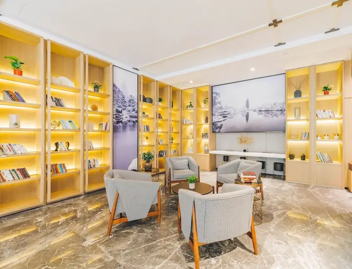 Чэнду: Atour Hotel Dufu's Thatched Cottage Chengdu