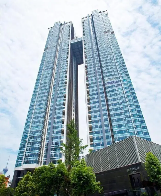 Чэнду: Chengdu Royal Pavilion Apartment