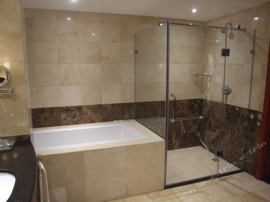 Tangshan Aishite Suite Hotel — фото 1