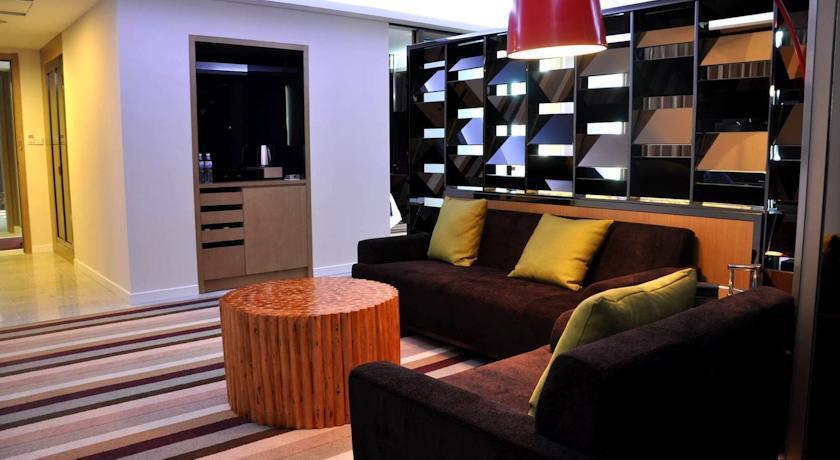 Циндао: Kinghood Hotel
