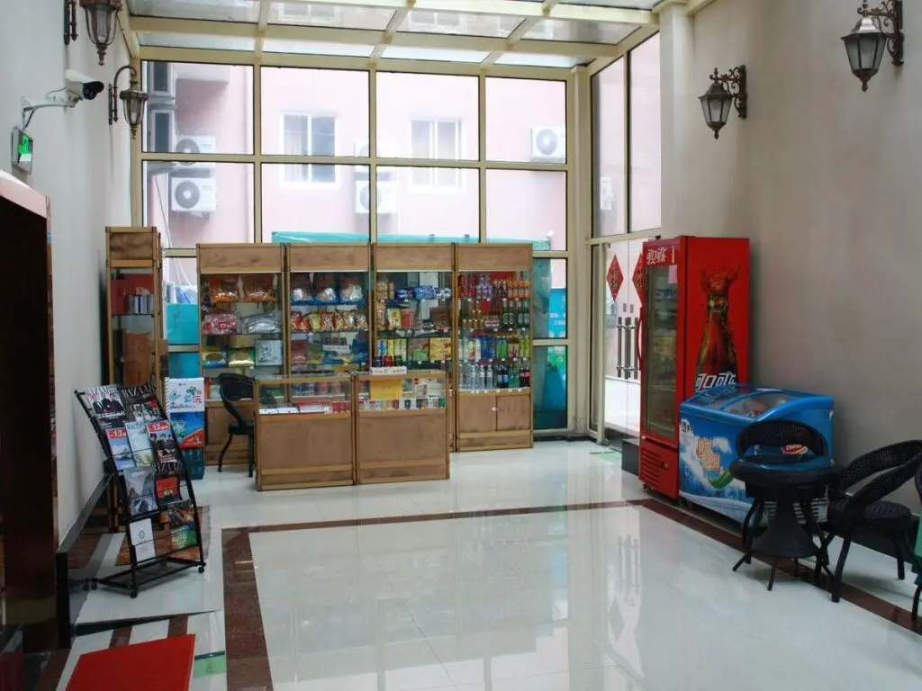 Циндао: GreenTree Inn Shandong Qingdao Railway Station Square Express Hotel