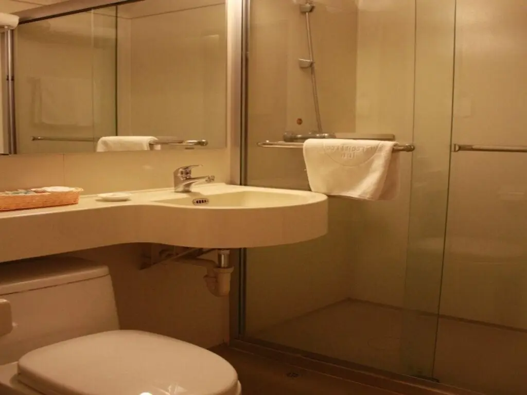 Циндао: GreenTree Inn Shandong Qingdao Railway Station Square Express Hotel