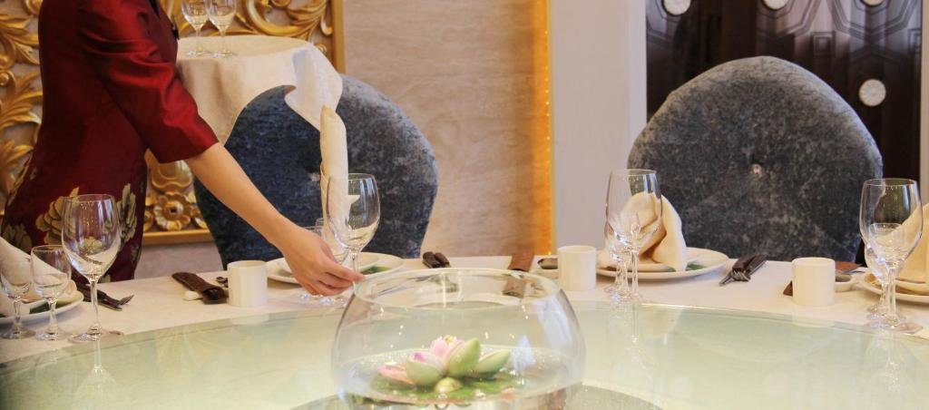 Вэйхай: The Brigh Radiance Hotel Weihai
