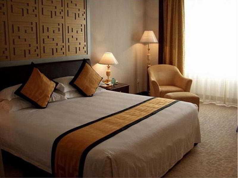 Гуанчжоу: White Palace Hotel - Guangzhou