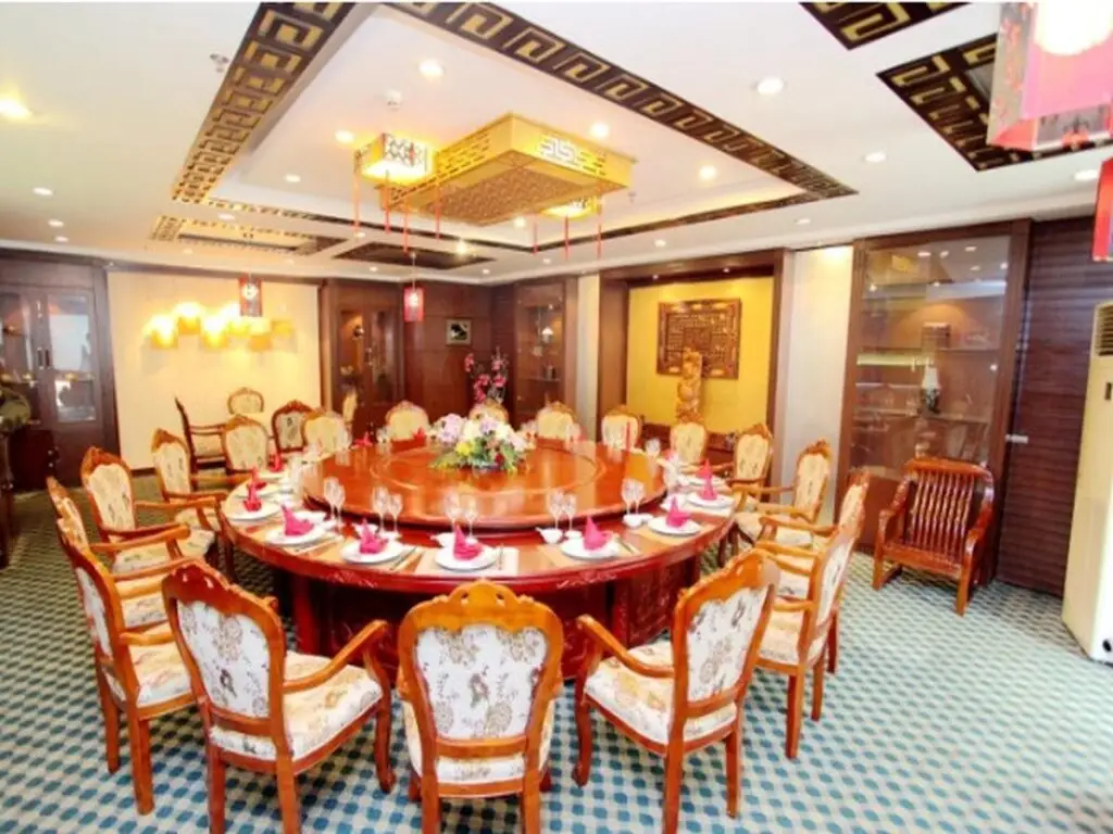 Нанкин: Nan Jing Ze Tian Hotel