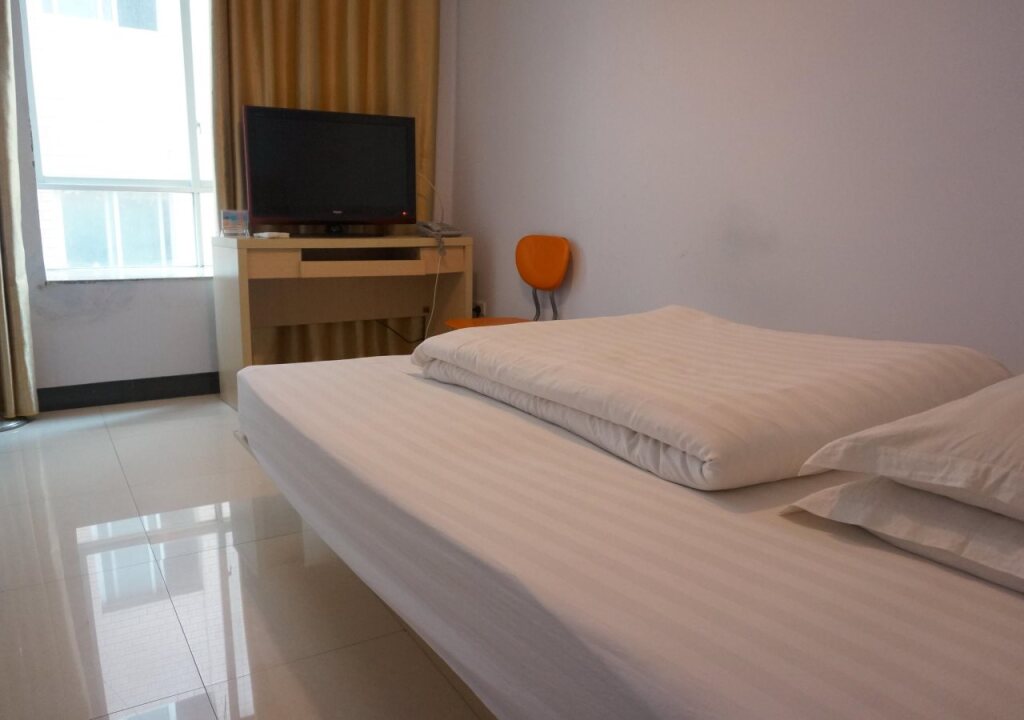 Гуйлинь: Guilin Ling Hong Express Hotel
