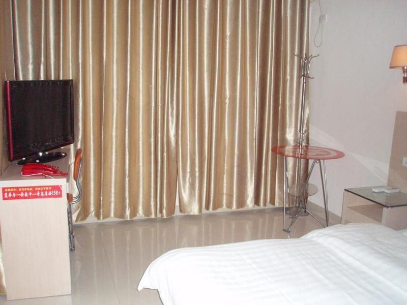 Гуйлинь: Guilin Ling Hong Express Hotel