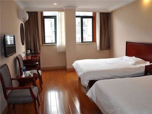 Шанхай: Greentree Inn Shanghai Xuhui Caobao Road Metro Station Ten Thousand People Stadium Express Hotel