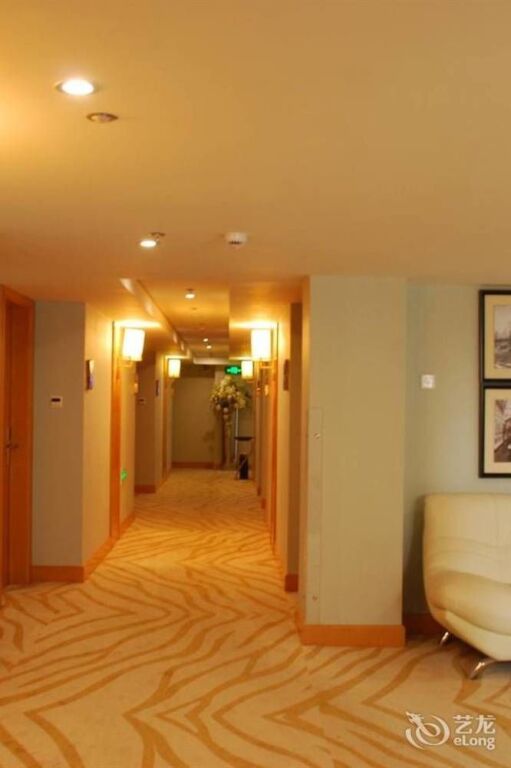 Чэнду: Chengdu Carmen Hotel