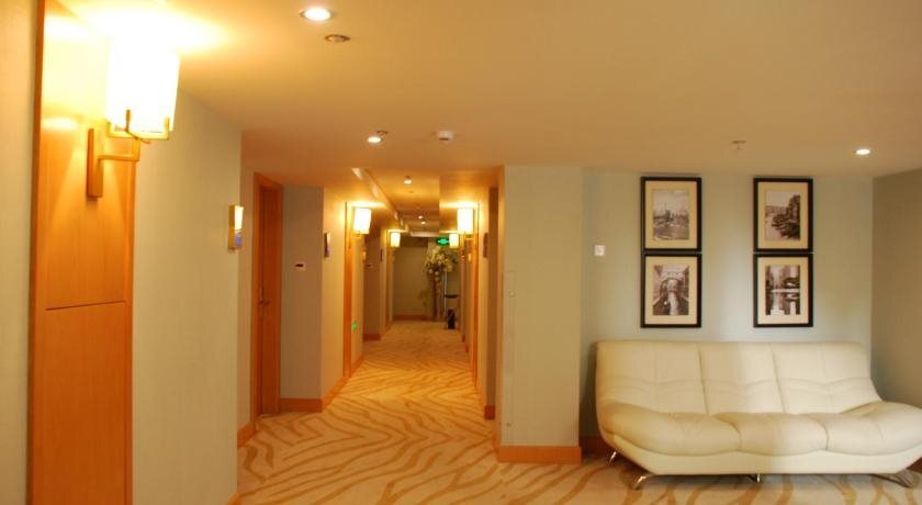 Чэнду: Chengdu Carmen Hotel
