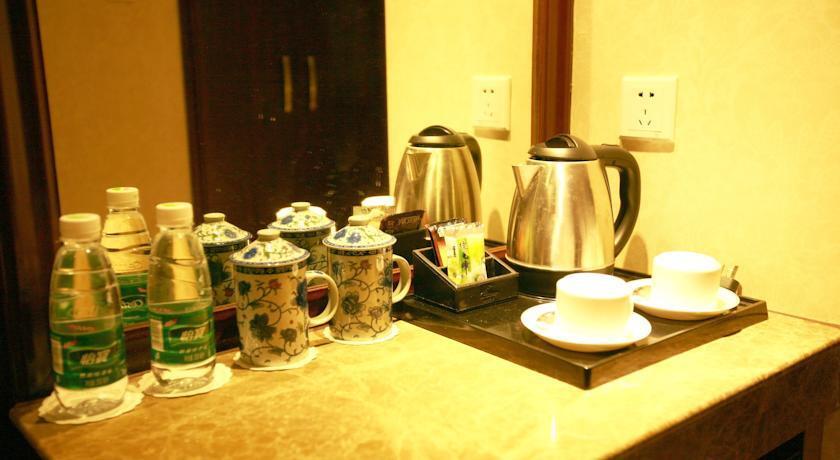 Чэнду: Shunfeng International Hotel