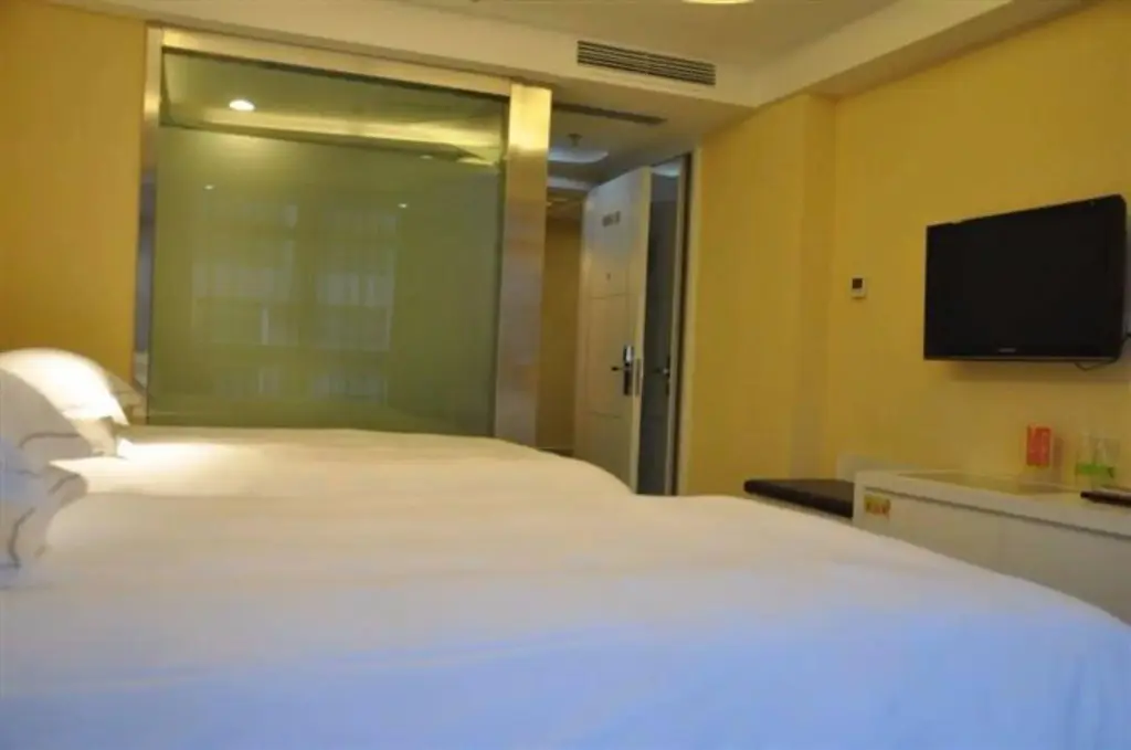 Иу: Yiwu Ruifeng Hotel