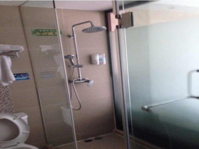 Иу: Ruide Hotel
