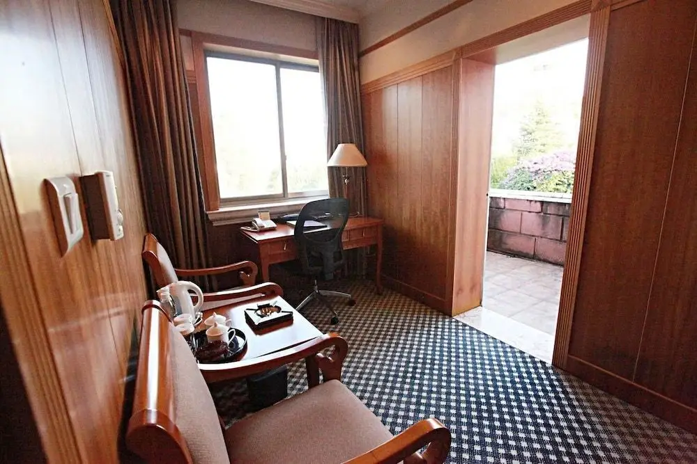 Куньмин: Kunming Lake View Hotel