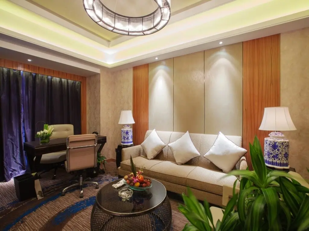 Урумчи: Universal Hotel Urumqi