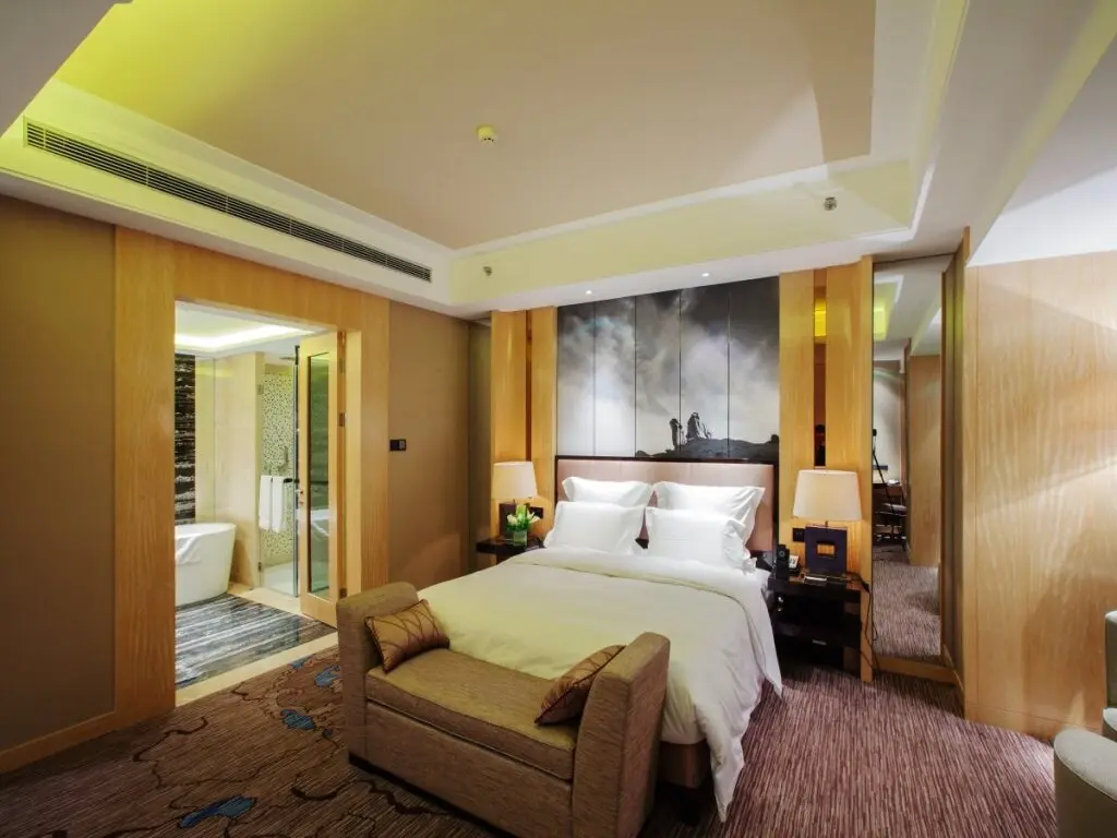 Урумчи: Universal Hotel Urumqi
