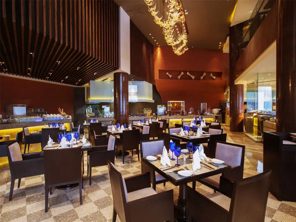 Урумчи: Universal Hotel Urumqi