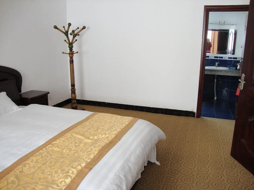 Чичжоу: Jiuhuashan Fenghuangyuan Hotel