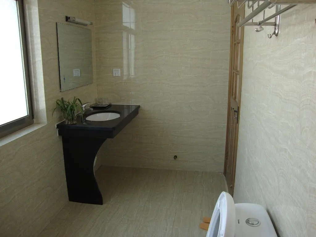 Чичжоу: Jiuhuashan Fenghuangyuan Hotel