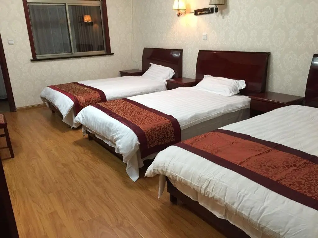 Чичжоу: Jiuhuashan Fenghuangyuan Hotel