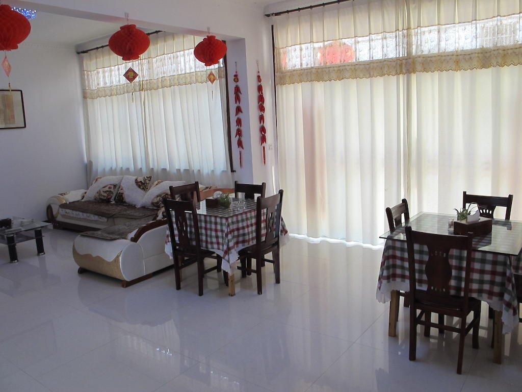 Чичжоу: Jiuhuashan Fenghuangyuan Hotel
