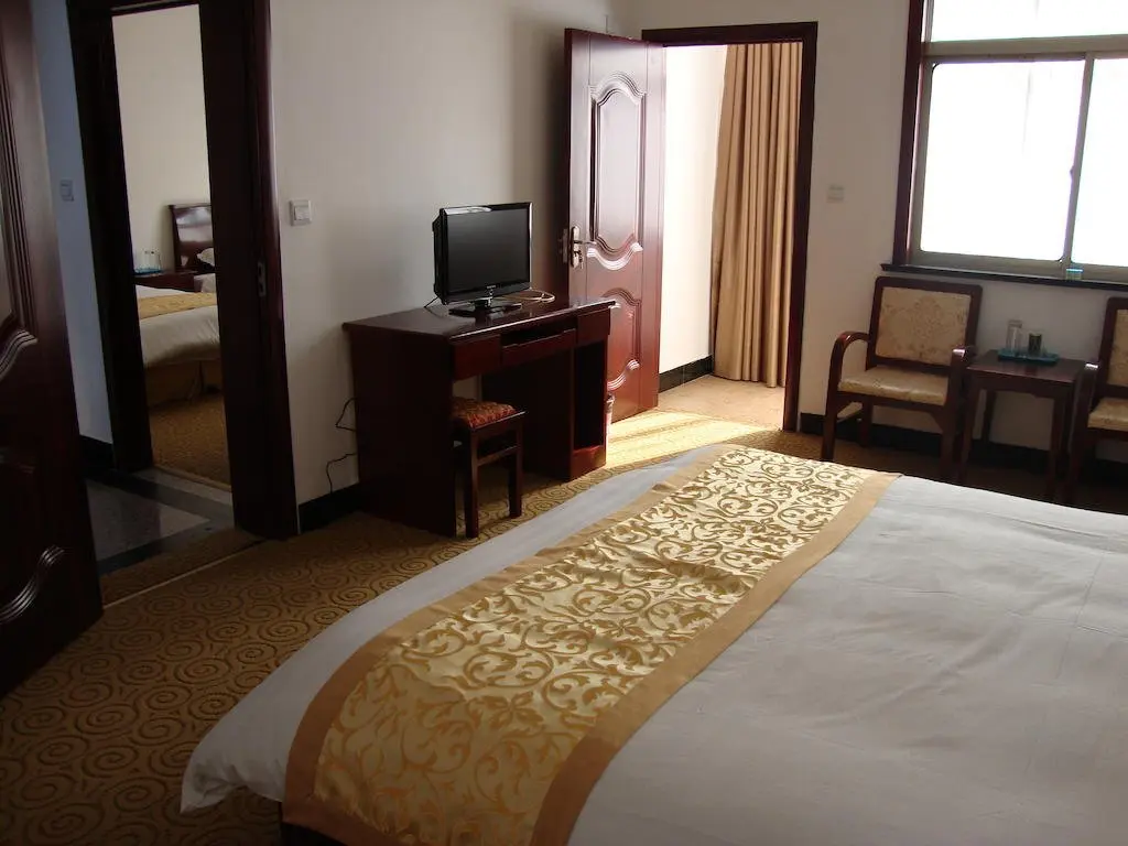Чичжоу: Jiuhuashan Fenghuangyuan Hotel
