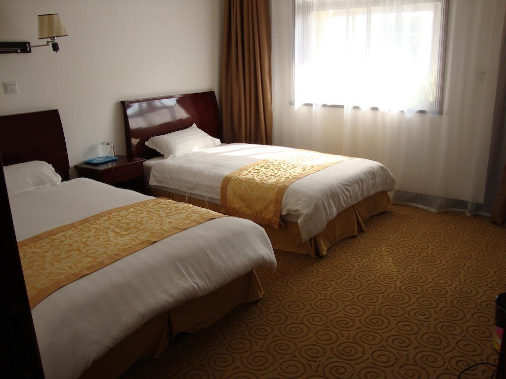 Чичжоу: Jiuhuashan Fenghuangyuan Hotel