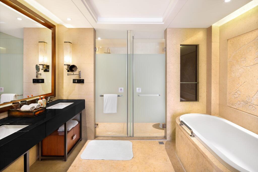 Crowne Plaza Chengdu West by IHG — фото 1