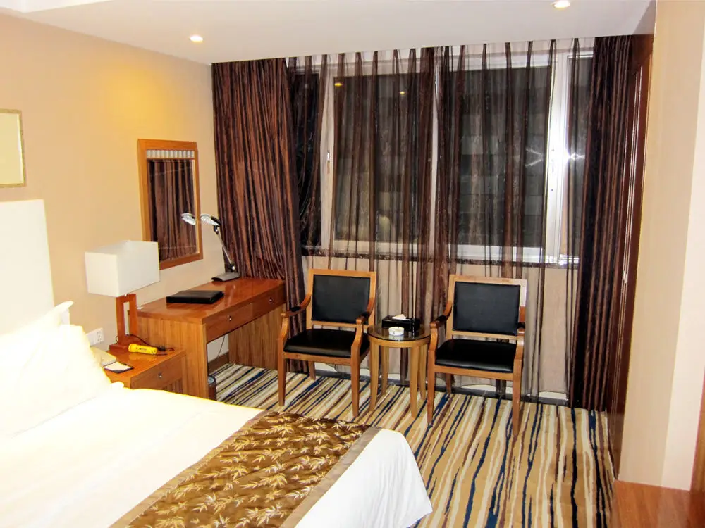 Шэньчжэнь: Railway Station Hotel Commercial