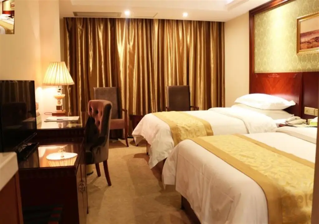Гуйлинь: Vienna Hotel Guilin Airport Road