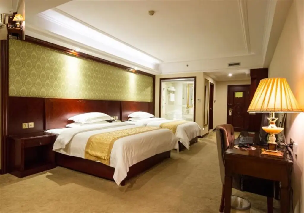 Гуйлинь: Vienna Hotel Guilin Airport Road