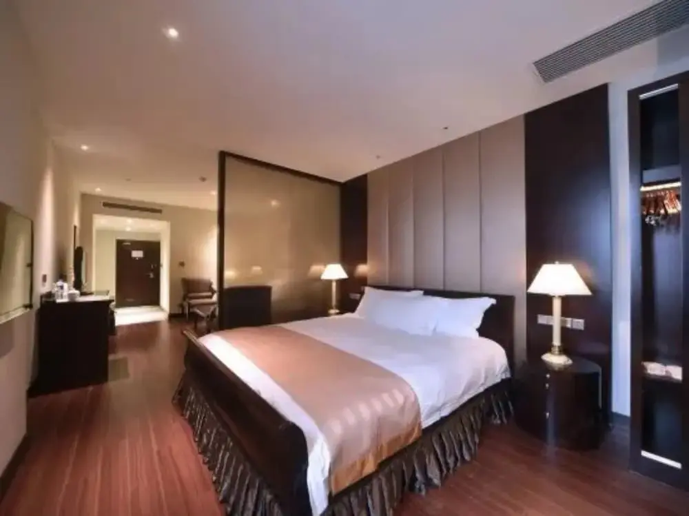 Шанхай: Donghu Service Apartment Hotel