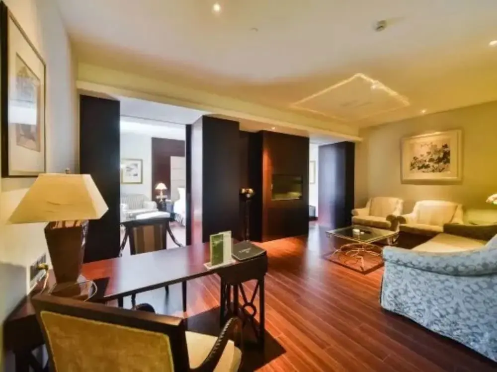 Шанхай: Donghu Service Apartment Hotel