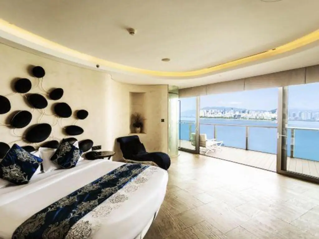 Санья: Sanya Skyview Luxury Apartment