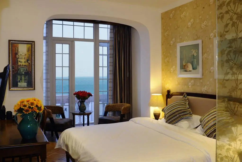Циндао: Qingdao Villa Inn Seaside