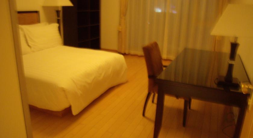 Шанхай: Shanghai Xindihao Service Apartment