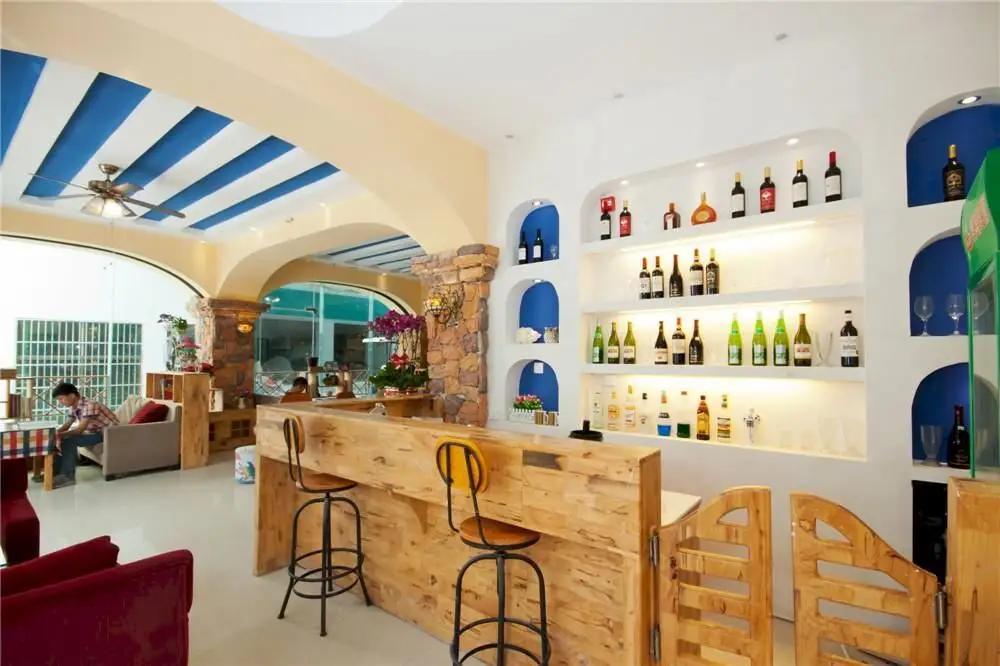 Санья: Sanya Noble The Seaview Tavern Hotel