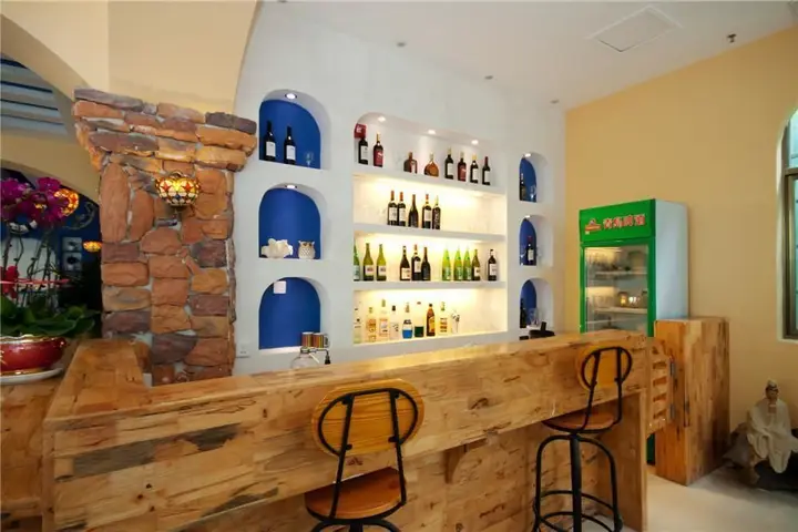 Санья: Sanya Noble The Seaview Tavern Hotel
