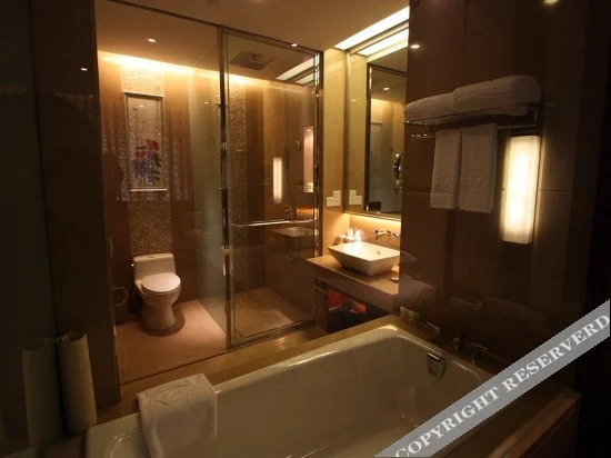 Чэнду: Chengdu Xinhua Hotel