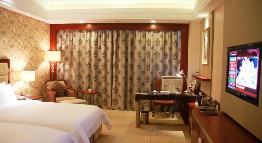 Цзясинь: Fuyue Hotel