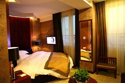 Чэнду: Soaring Gental Hotel