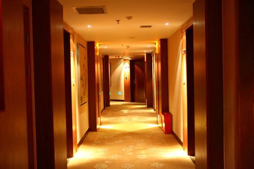 Чэнду: Soaring Gental Hotel