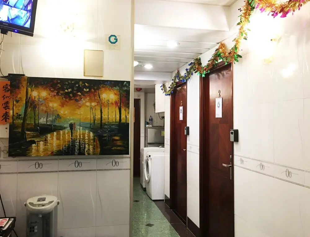 Гонконг: Safari Hotel