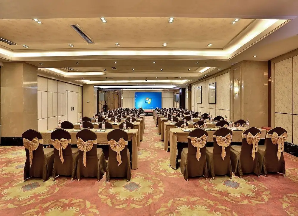 Иу: Morgan International Hotel