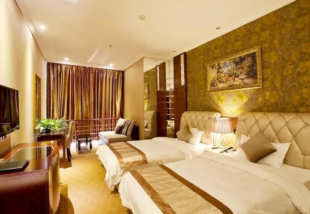 Чэнду: West Hotel