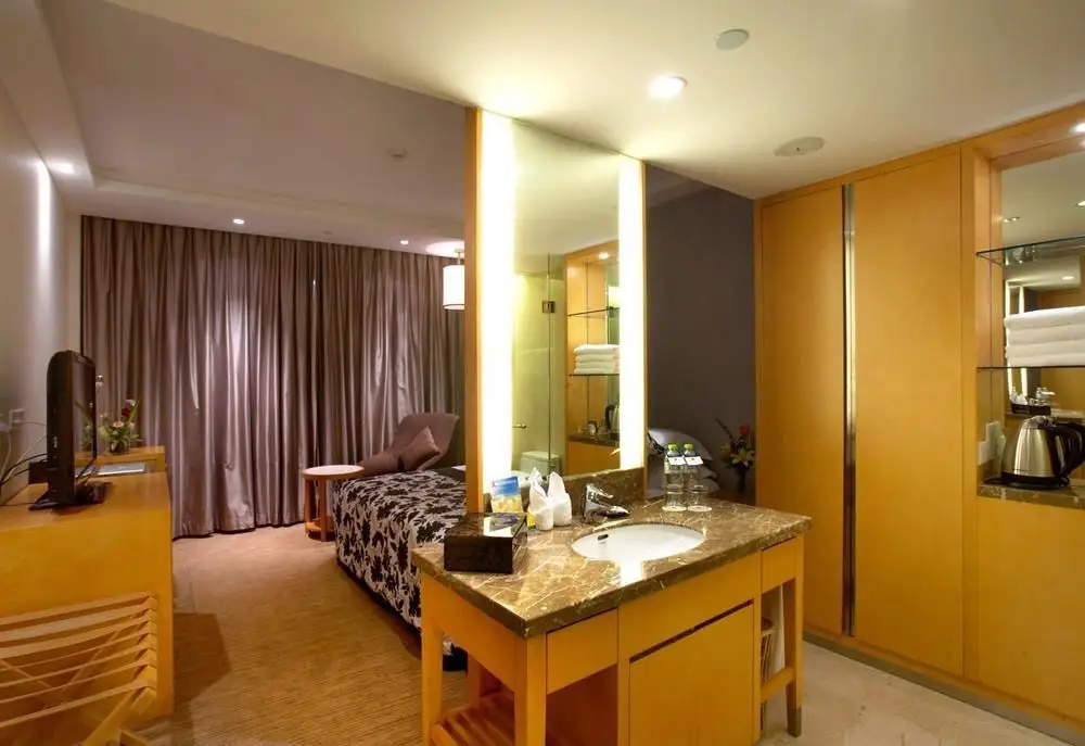 Нинбо: Ningbo Holiyacht Crystal Hotel